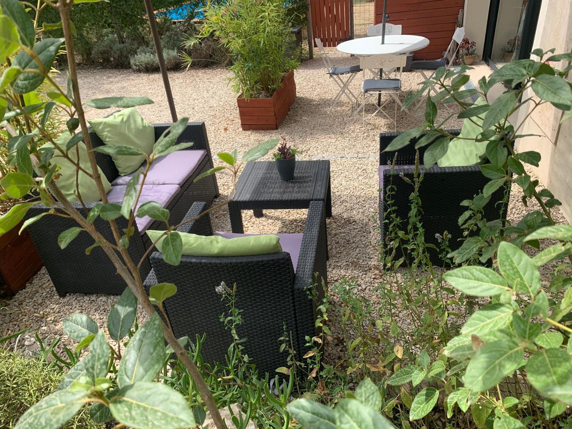 Maison d'hôtes les Jardinettes en Luberon Villelaure Exterior foto